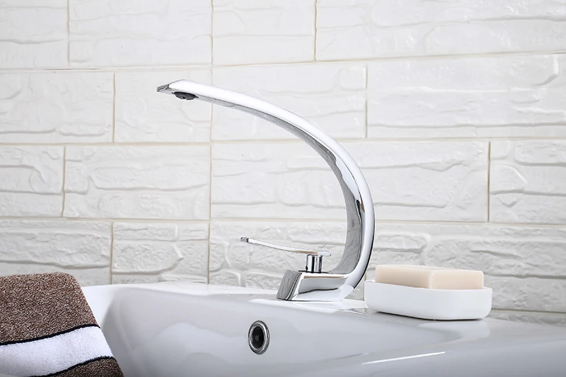 Bathroom Faucet Rose Gold White Bathroom Basin Faucet Cold Hot Water Mixer Sink Tap Deck Mounted Black Tap Bathroom Faucet Rose Gold White Bathroom Basin Faucet Cold Hot Water Mixer Sink Tap Deck Mounted Black Tap